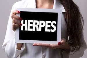 Kommt herpes wovon Herpes: Das