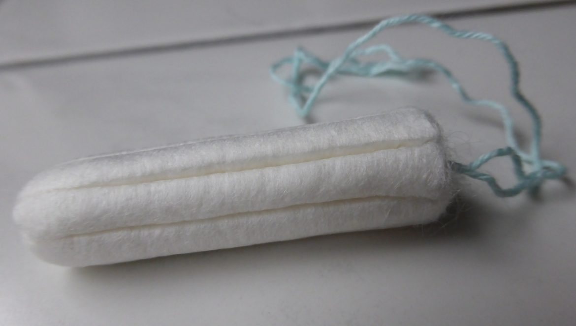 Tampon erklärt! Funktion, Anwendung & Gebrauch » Krank.de