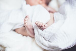 baby , baby füße , bett , decke , kinder , wenig , neugeborene , klein, Klumpfuß (Pes equinovaru) - Fehlstellung